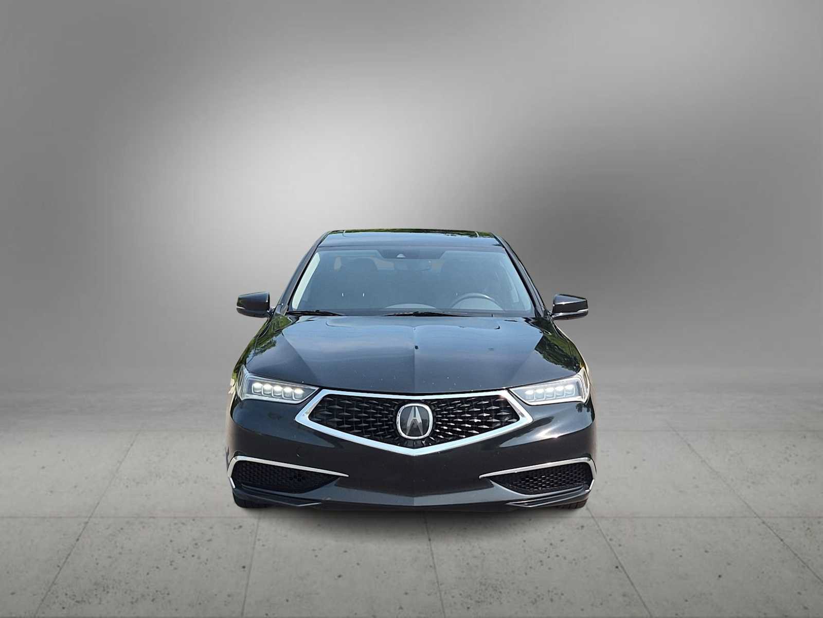 Used 2018 Acura TLX FWD image 3
