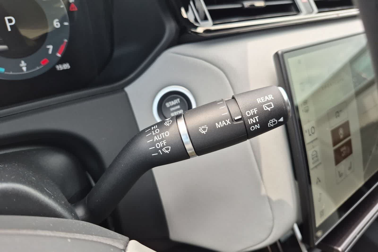 New 2026 Land Rover Range Rover Velar Belgravia AWD/4WD image 25