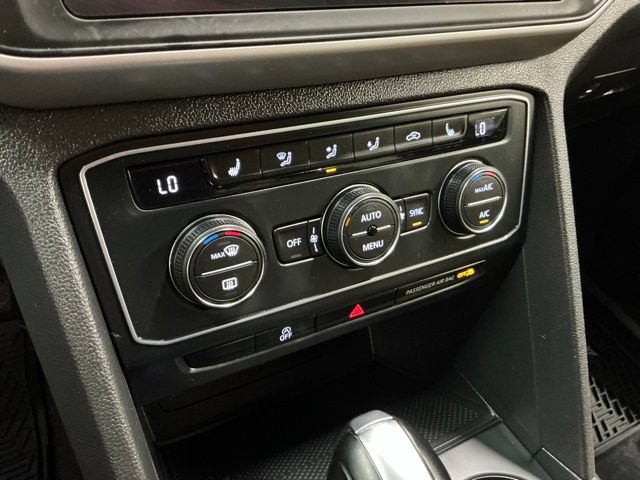 Used 2021 Volkswagen Atlas Cross Sport SE FWD image 22
