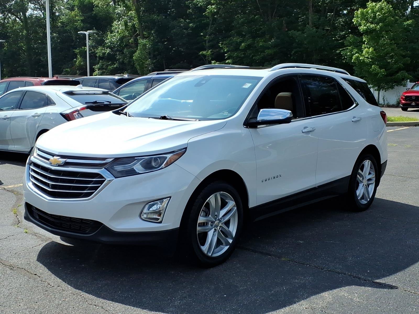 Used 2019 Chevrolet Equinox Premier AWD/4WD image 3