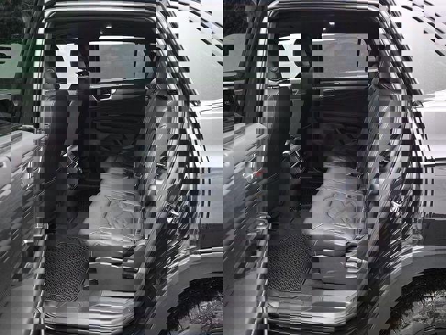 New 2026 Volkswagen Atlas Cross Sport SE image 11