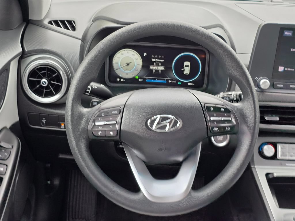 Used 2023 Hyundai Kona SE FWD image 16