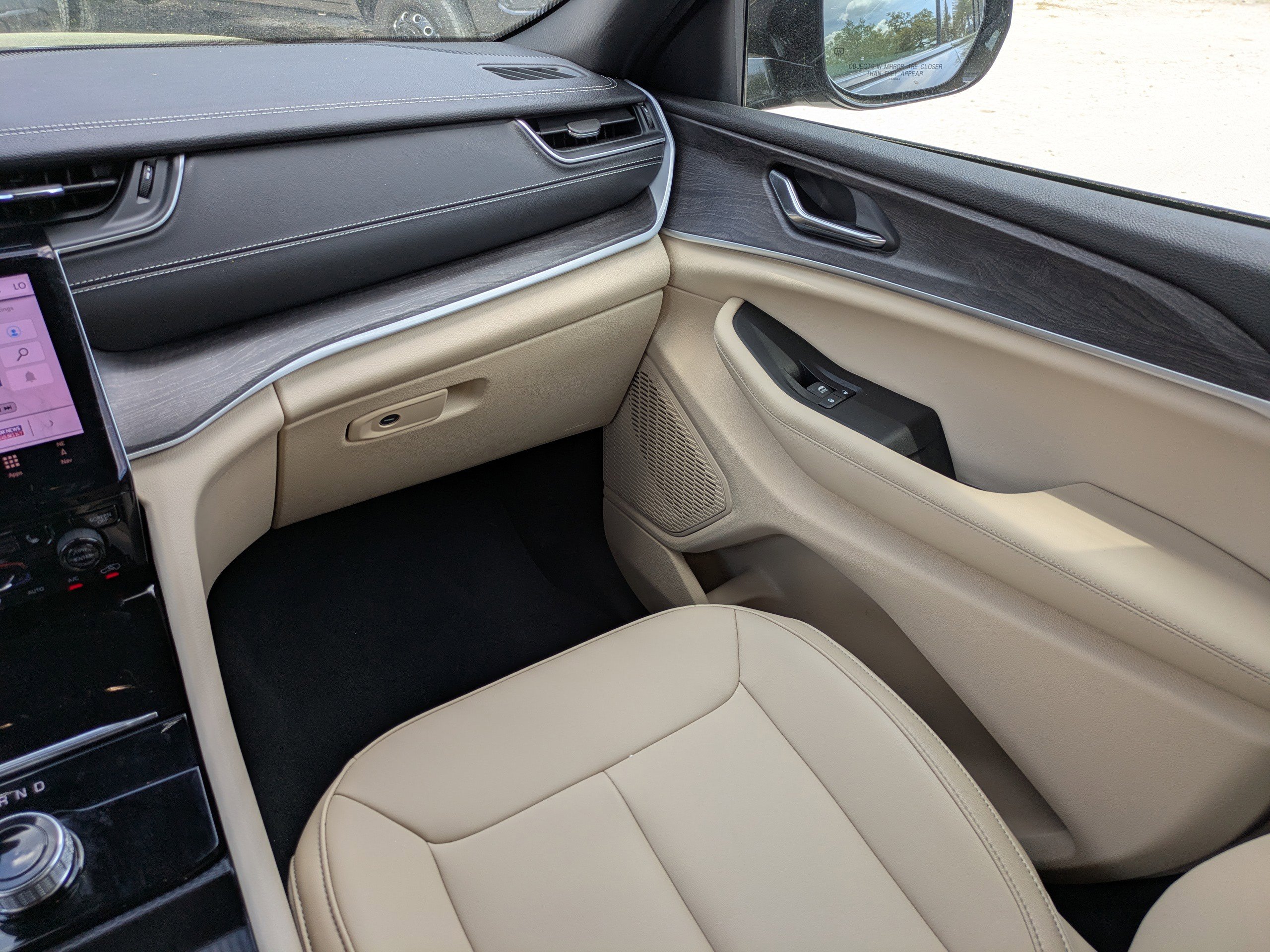 Certified 2024 Jeep Grand Cherokee Limited image 14