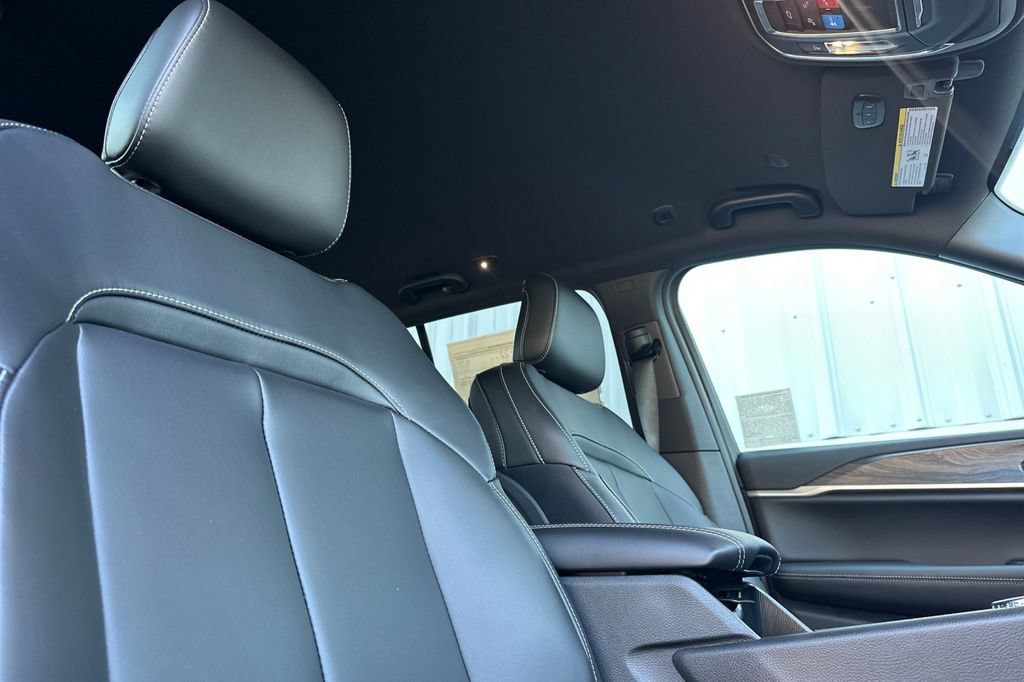 New 2026 Jeep Grand Cherokee Limited AWD/4WD image 17