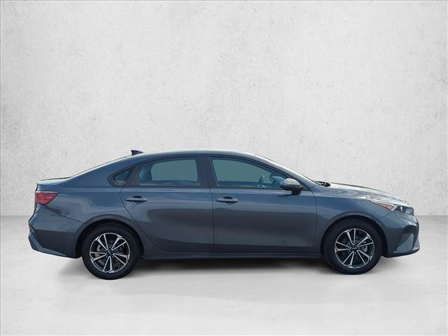Used 2024 Kia Forte LXS FWD image 4