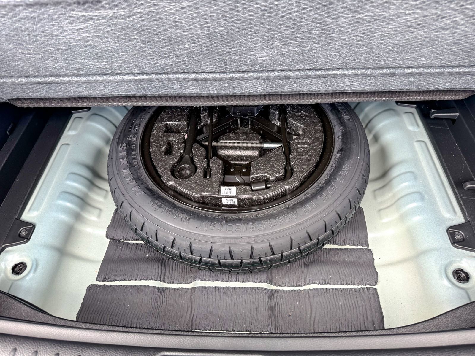 Certified 2025 Kia Seltos LX AWD/4WD image 38