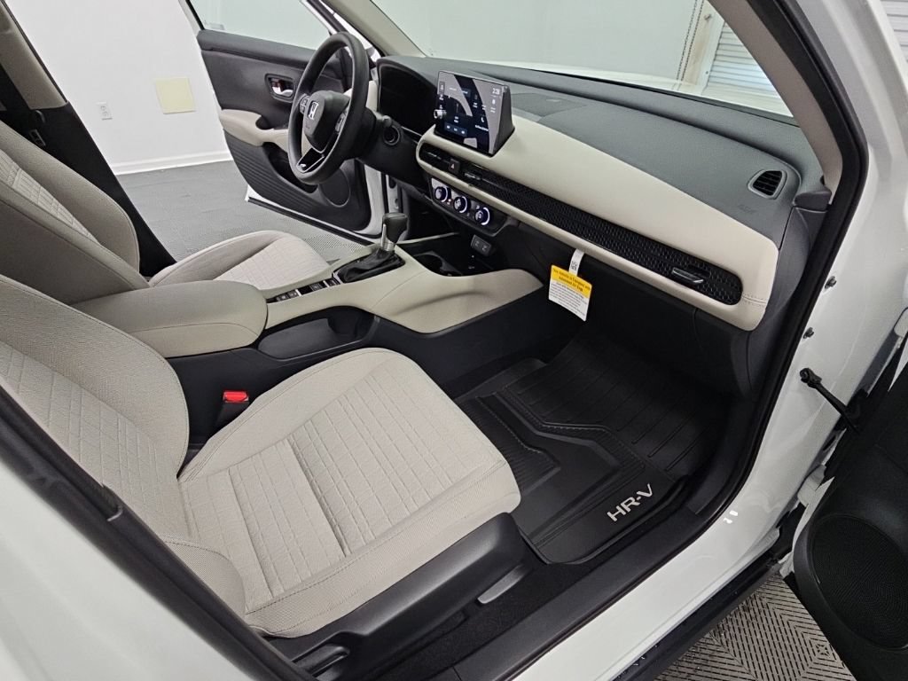 New 2027 Honda HR-V LX image 33