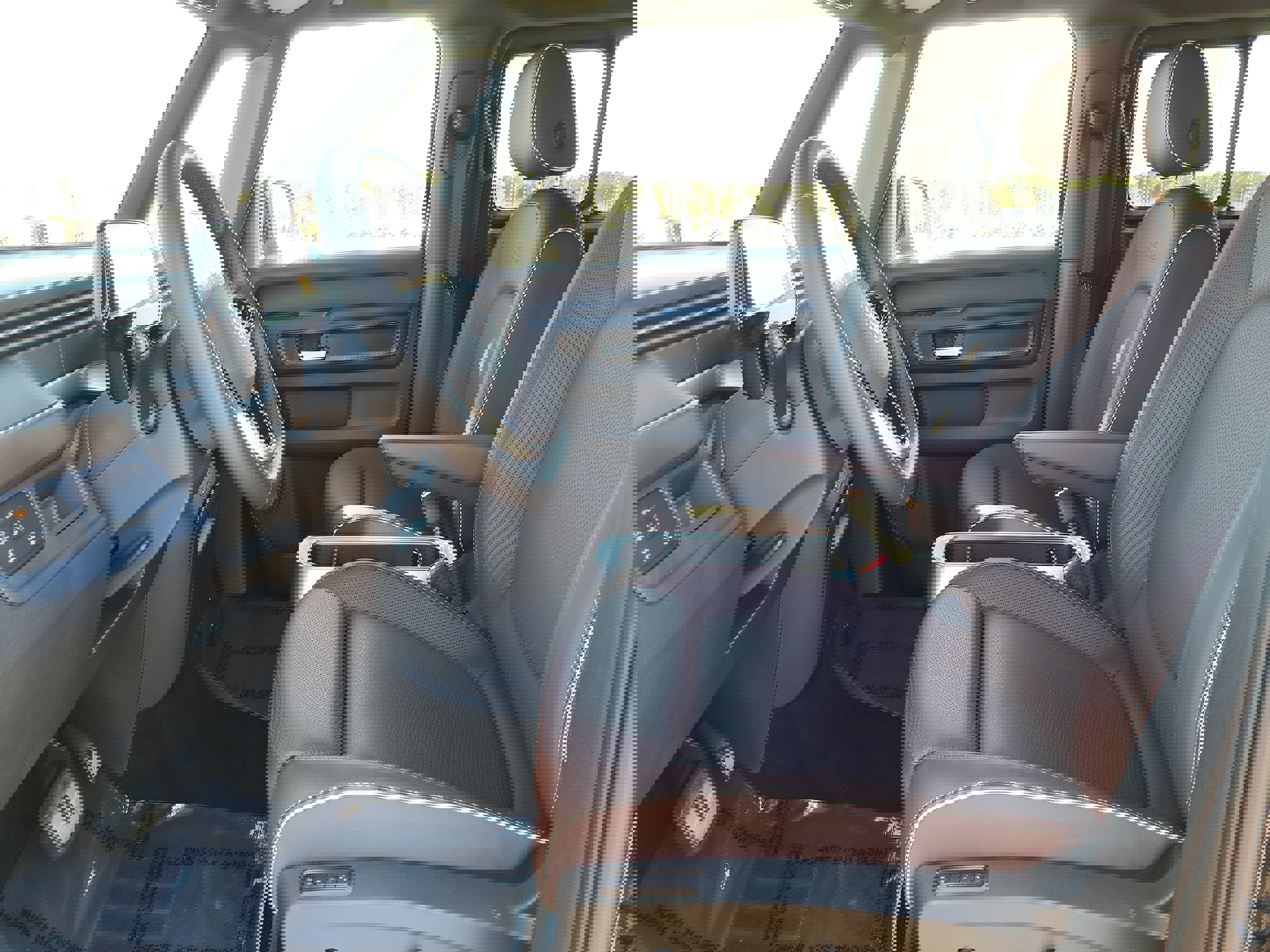 New 2025 Volkswagen ID. Buzz Pro S image 16