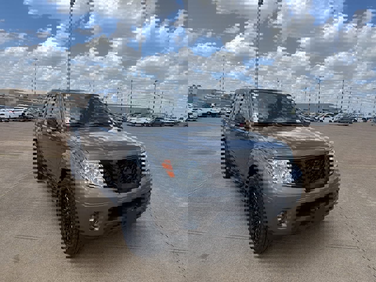 Used 2020 Nissan Frontier SV w/ Midnight Edition Floor Mats image 2