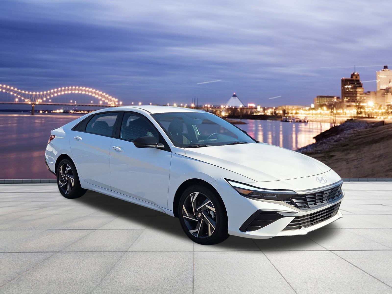 Used 2025 Hyundai Elantra SEL w/ Cargo Package image 5