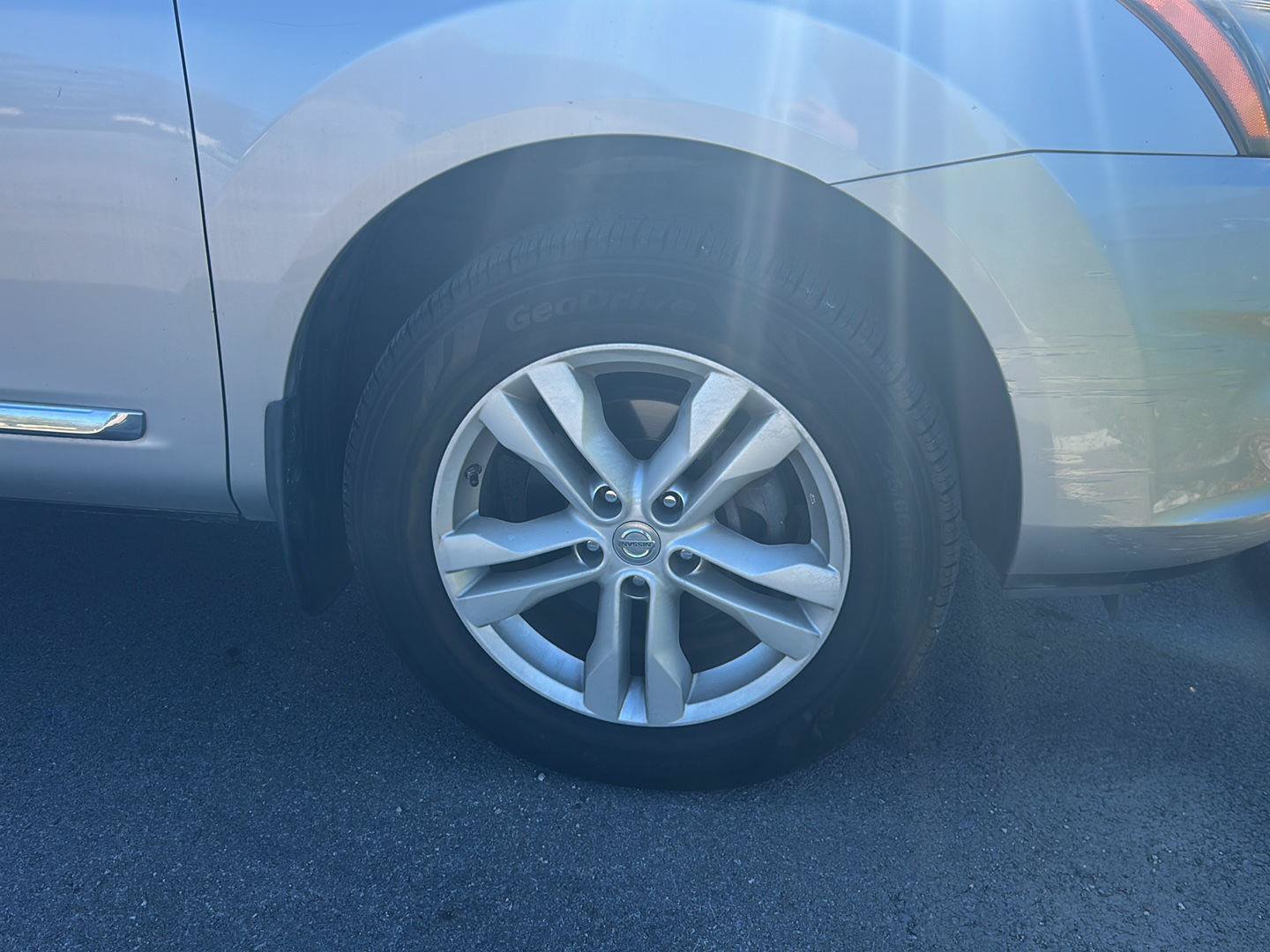Used 2015 Nissan Rogue S w/ Convenience Package FWD image 18