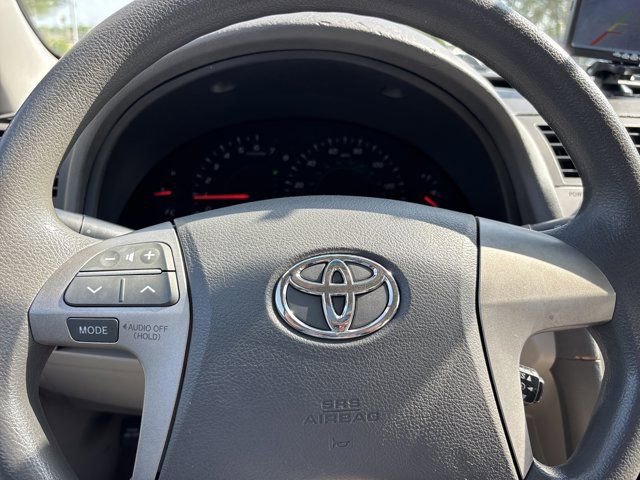 Used 2009 Toyota Camry LE image 23