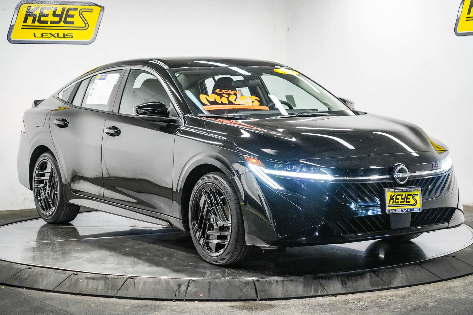 Used 2026 Nissan Sentra SR w/ Floor Mat Package FWD image 7