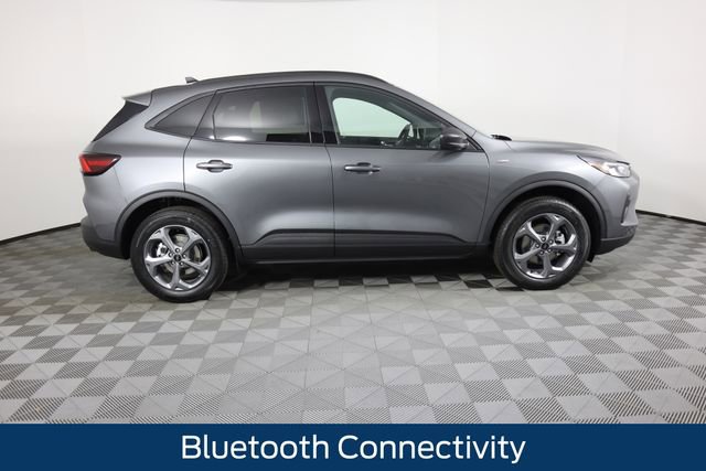 New 2026 Ford Escape ST-Line w/ Tech Pack #1 image 2