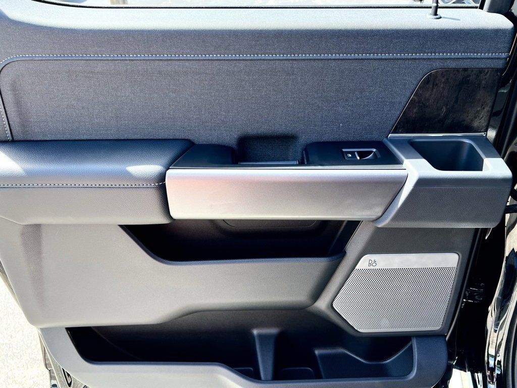 New 2026 Ford F250 Lariat image 17