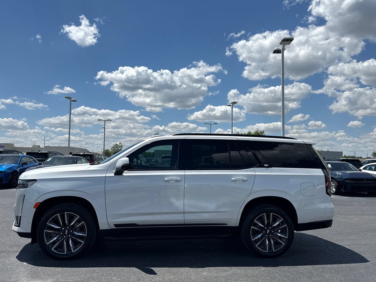 Used 2024 Cadillac Escalade Sport AWD/4WD image 6