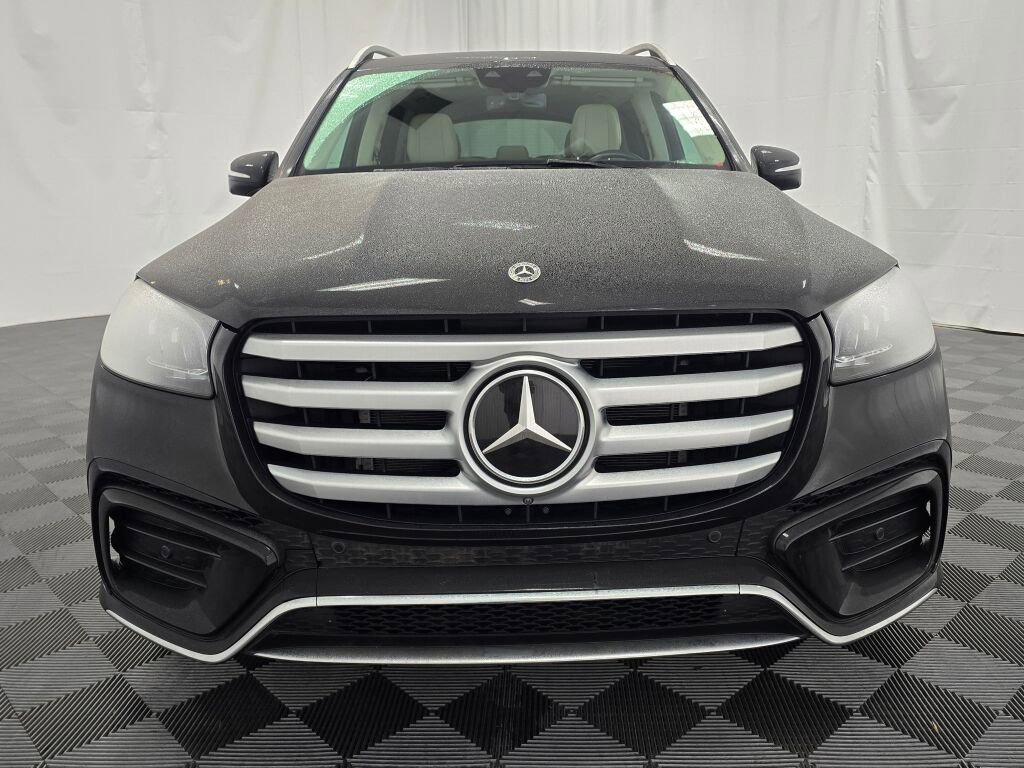 Used 2024 Mercedes-Benz GLS 580 GLS 580 image 9