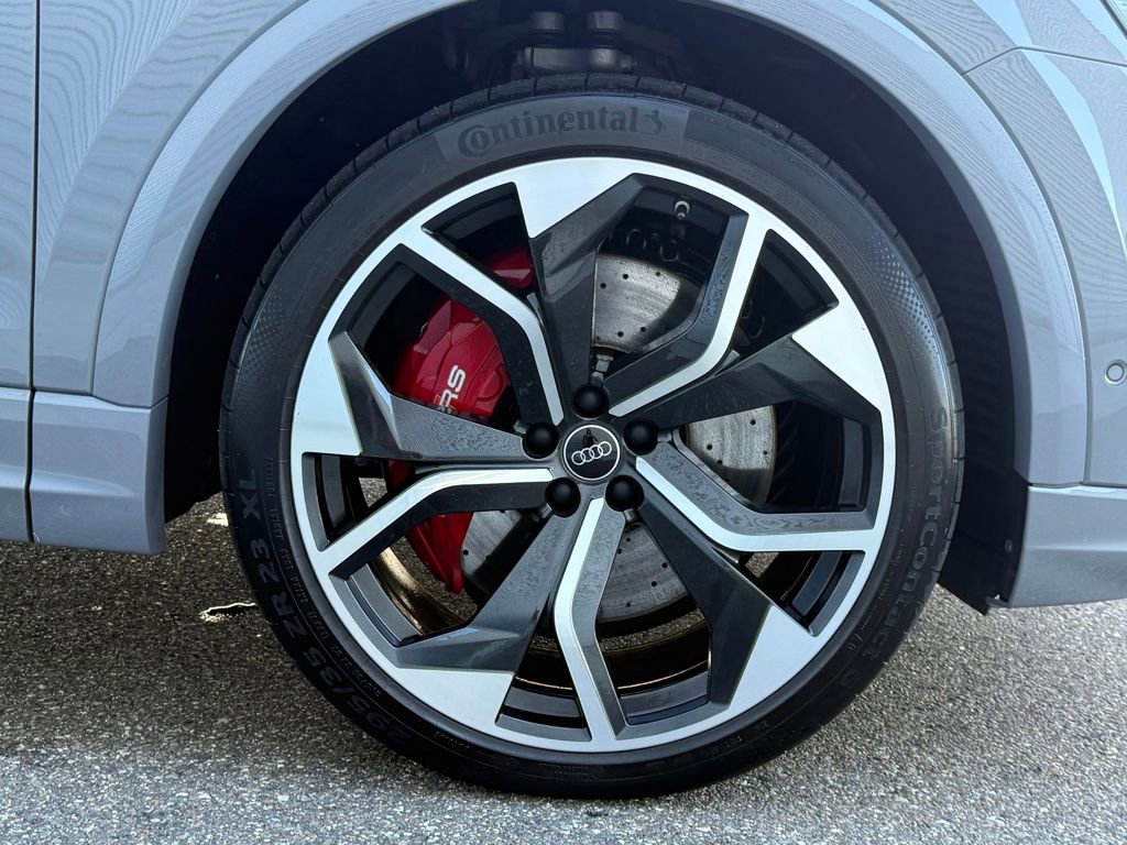 Used 2024 Audi RS Q8 w/ Black Optic Package image 59