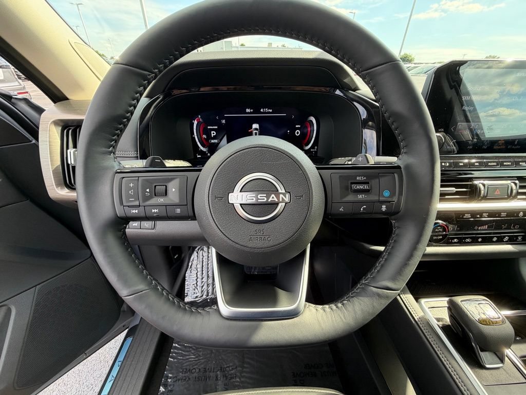 Used 2024 Nissan Pathfinder Platinum w/ Cargo Package AWD/4WD image 30