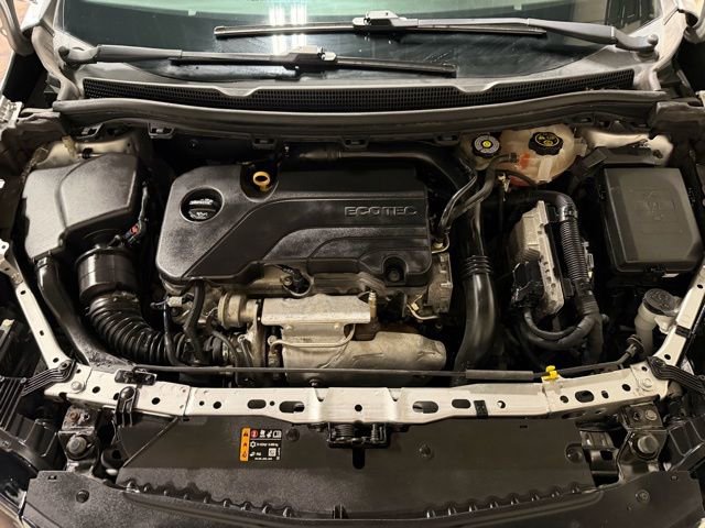 Used 2018 Chevrolet Cruze LT image 34