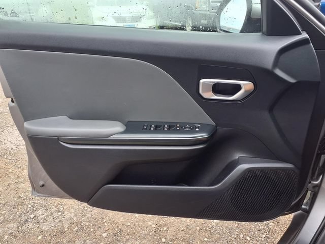 Used 2025 Kia K4 FWD image 16
