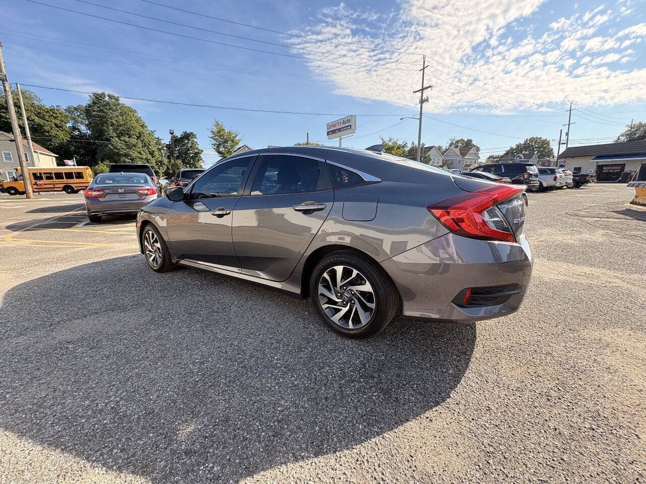 Used 2018 Honda Civic EX image 10