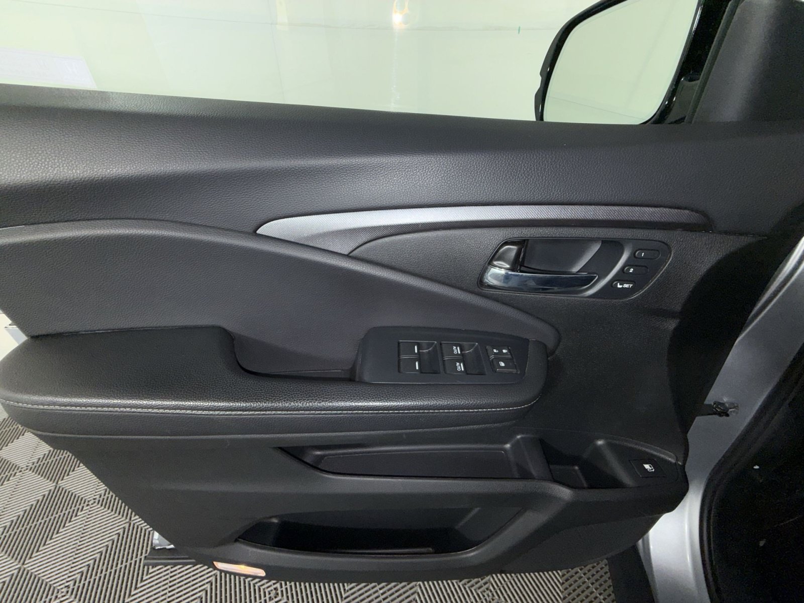 Used 2023 Honda Ridgeline RTL-E image 15