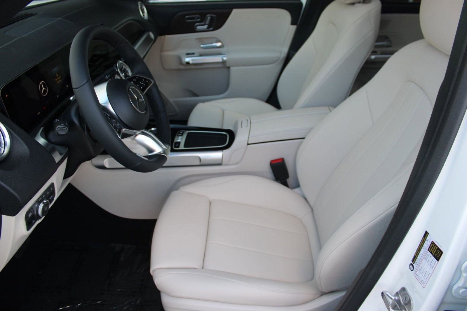 Used 2026 Mercedes-Benz GLB 250 image 5