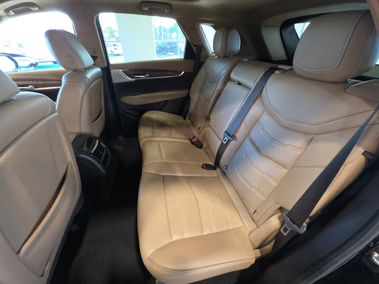 Used 2022 Cadillac XT5 Sportv w/ Platinum Package AWD/4WD image 34