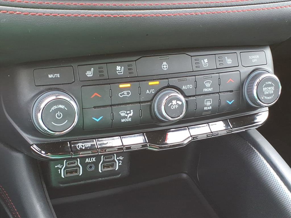 Used 2024 Dodge Durango GT image 26