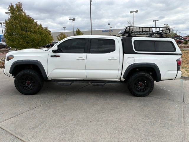Used 2017 Toyota Tacoma TRD Pro AWD/4WD image 4