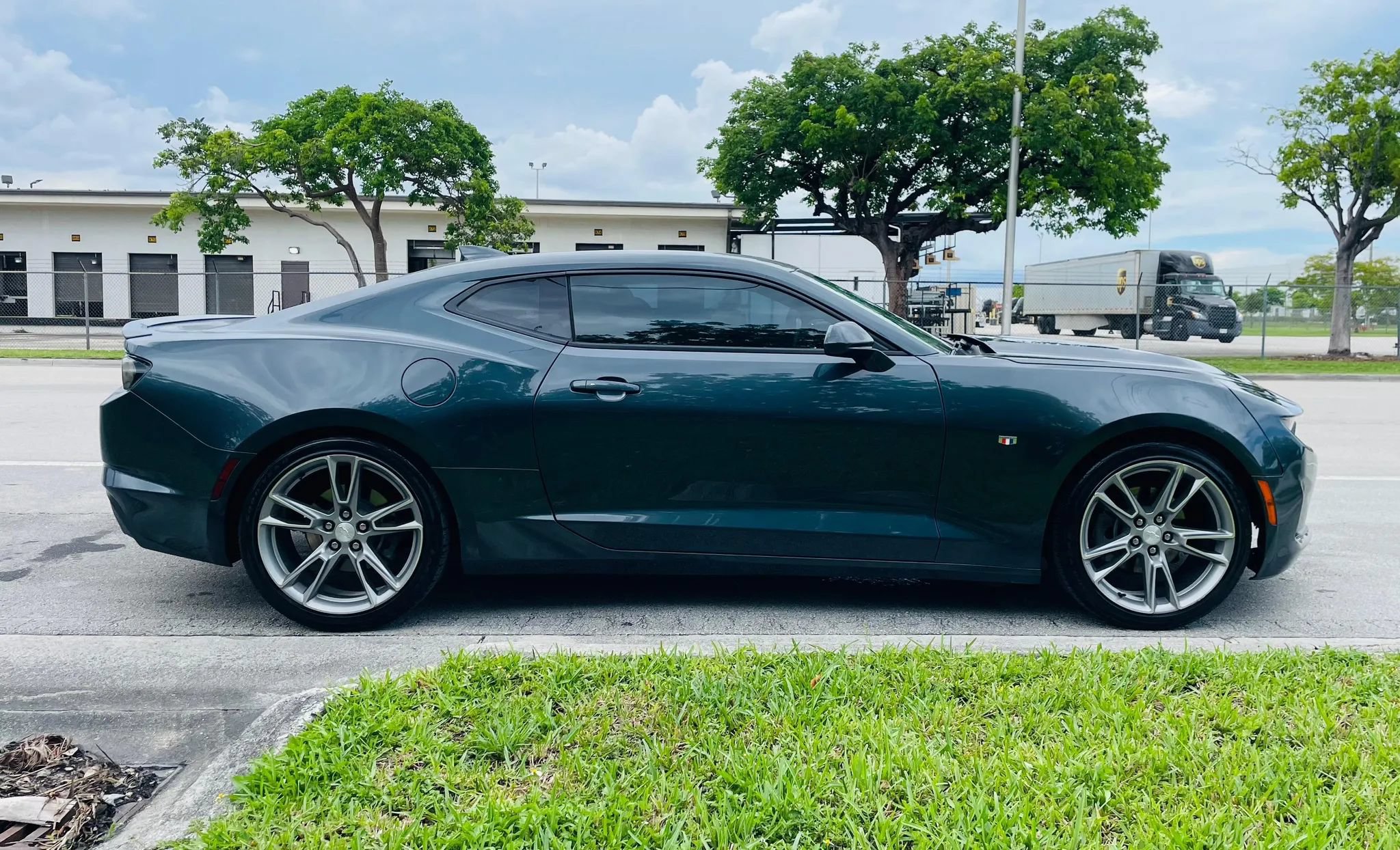 Used 2022 Chevrolet Camaro LT w/ RS Package RWD image 6