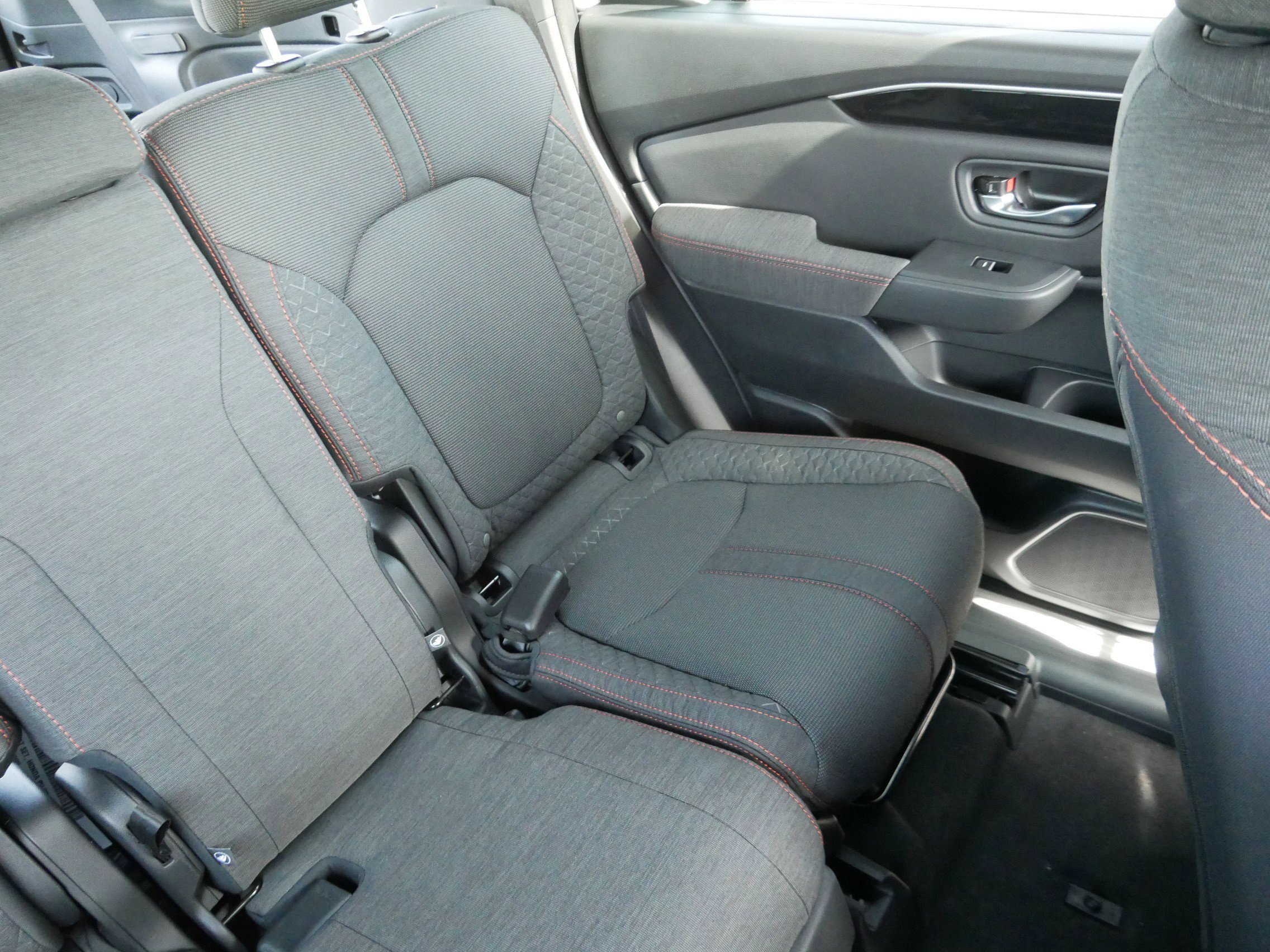New 2026 Honda Pilot Sport image 10
