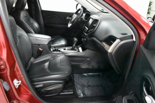 Used 2015 Jeep Cherokee Limited image 14