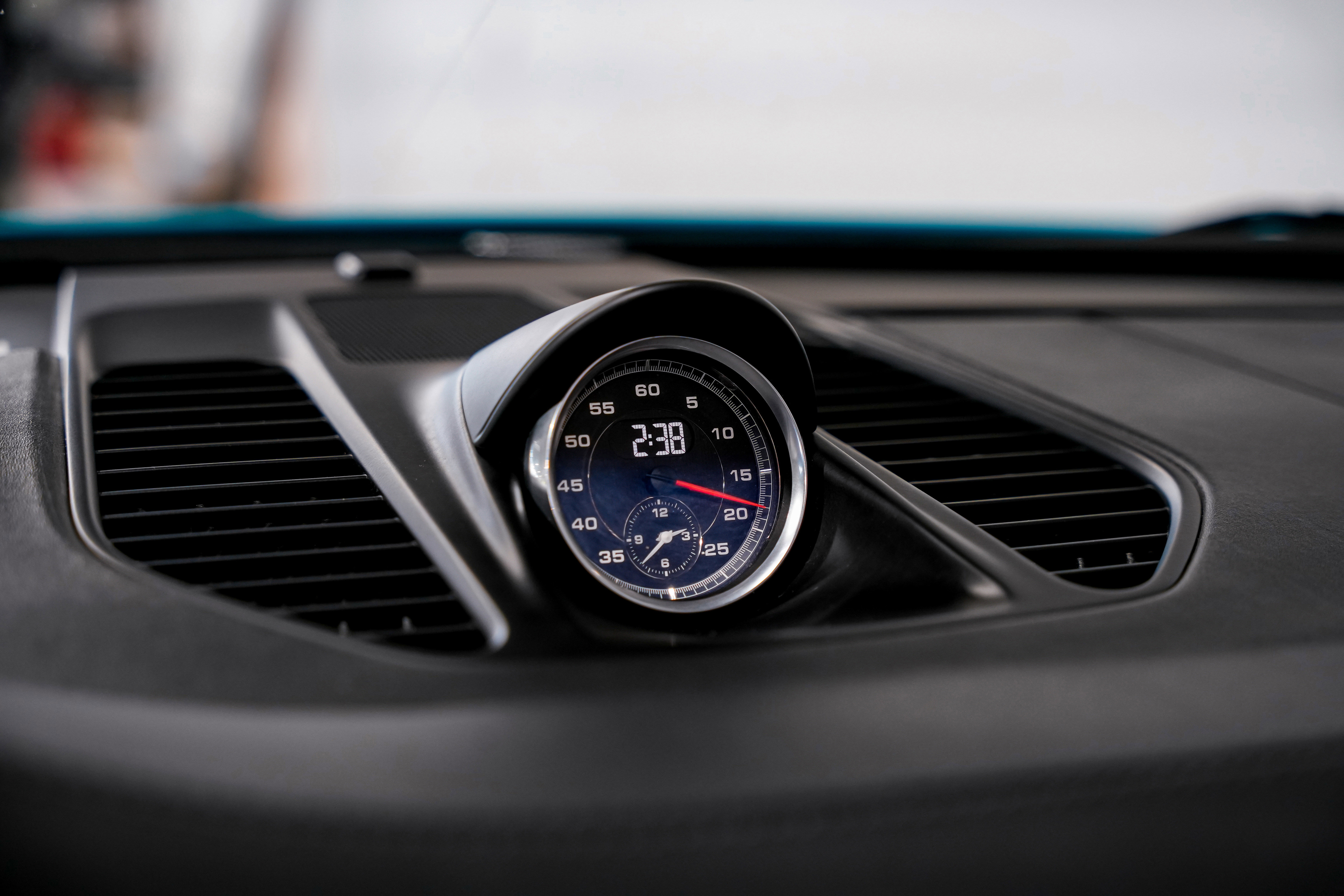 Used 2017 Porsche 911 Targa 4 GTS image 12