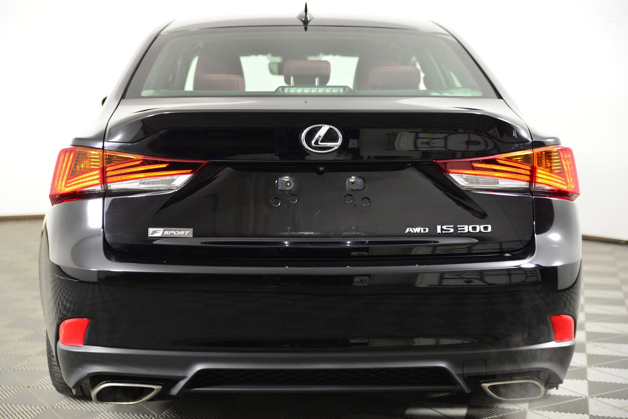 Used 2019 Lexus IS 300 AWD image 8