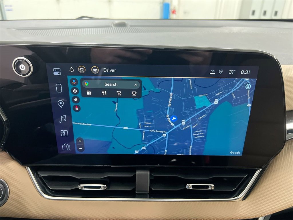 Used 2025 Chevrolet Equinox ACTIV w/ Safety and Technology Package image 14