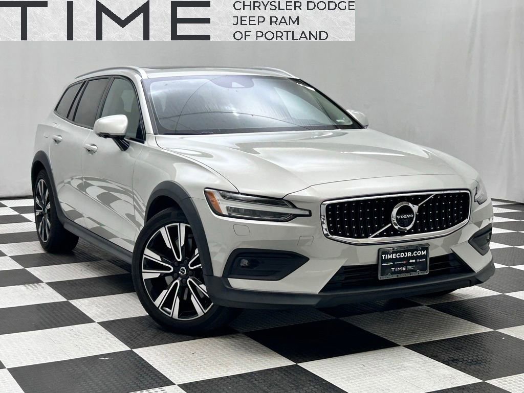 Used 2020 Volvo V60 T5 Cross Country