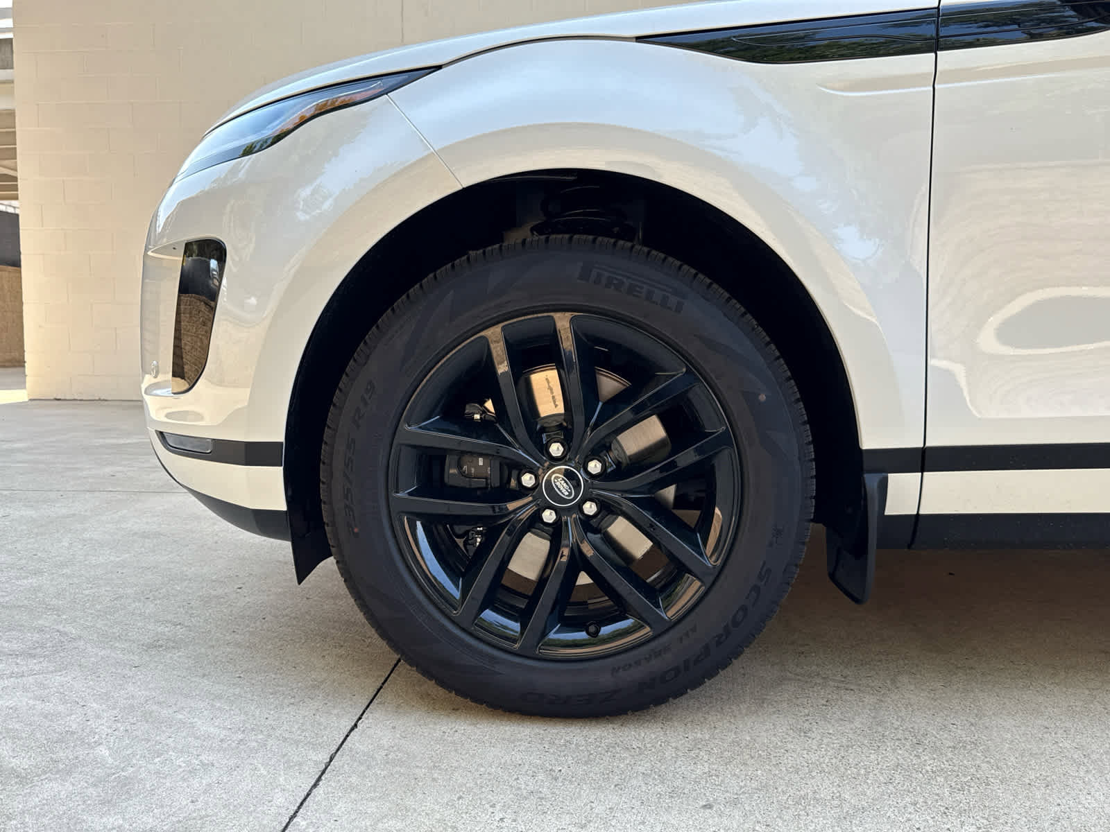 New 2026 Land Rover Range Rover Evoque S image 6