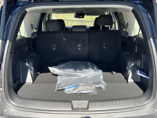 New 2026 Hyundai Santa Fe SE image 12