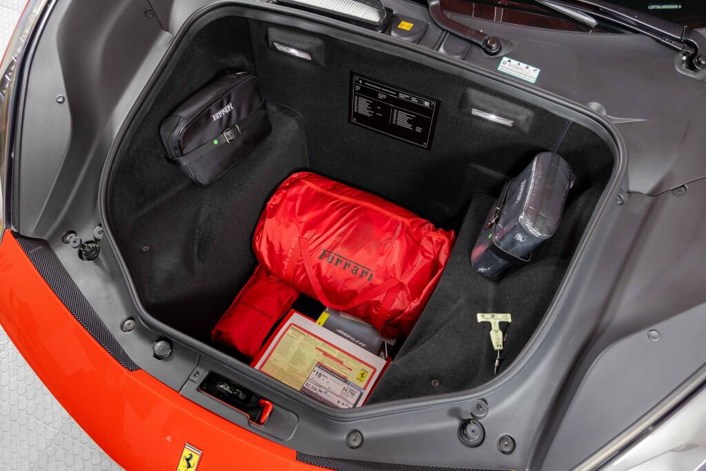 Used 2017 Ferrari 488 GTB image 50