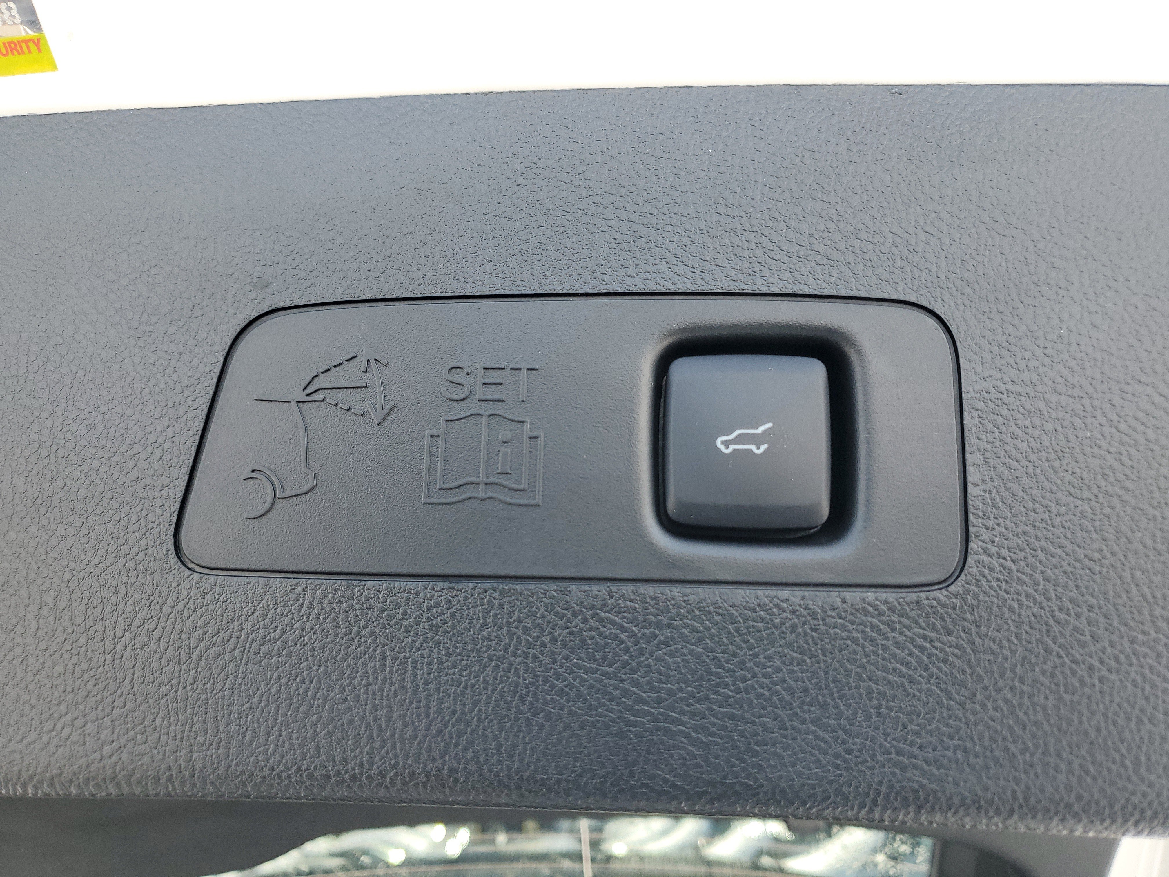 New 2026 Lincoln Corsair Premiere image 28