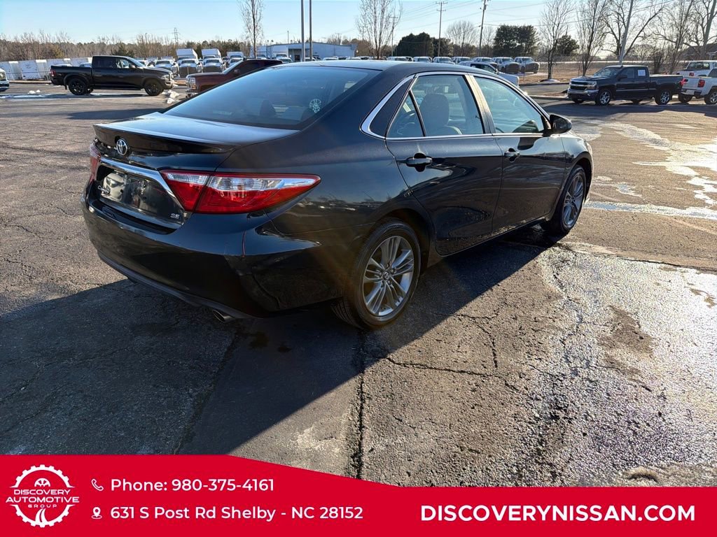Used 2017 Toyota Camry SE image 7