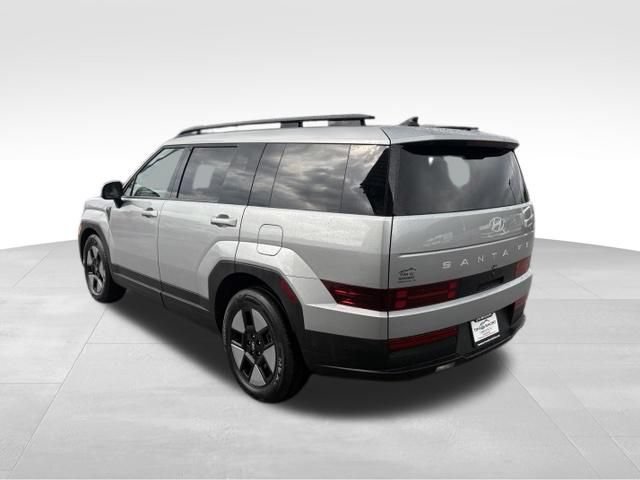 Used 2025 Hyundai Santa Fe SEL FWD image 11
