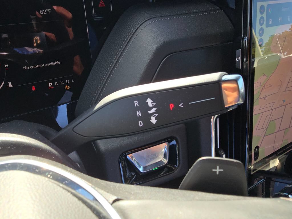 Certified 2025 GMC Yukon Denali AWD/4WD image 22