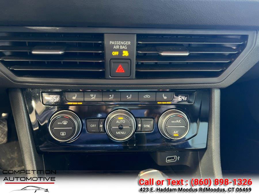 Used 2019 Volkswagen Jetta R-Line FWD image 5