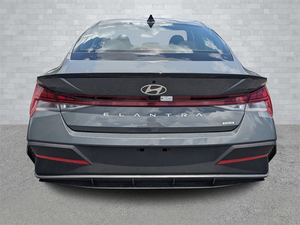 New 2025 Hyundai Elantra SEL image 6