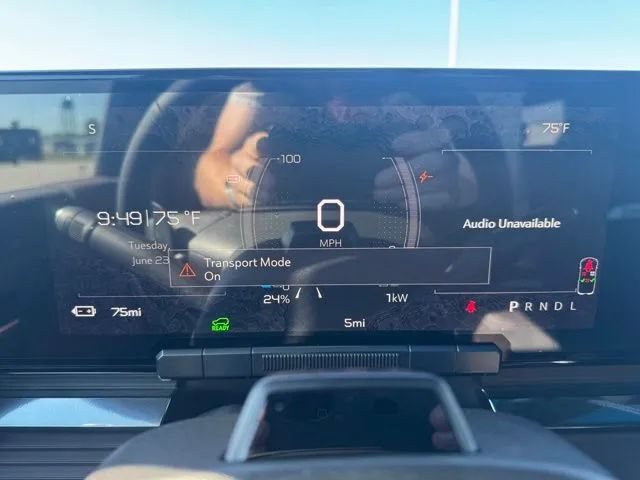New 2026 GMC Hummer EV SUV w/ LPO, Illumination Package AWD/4WD image 22