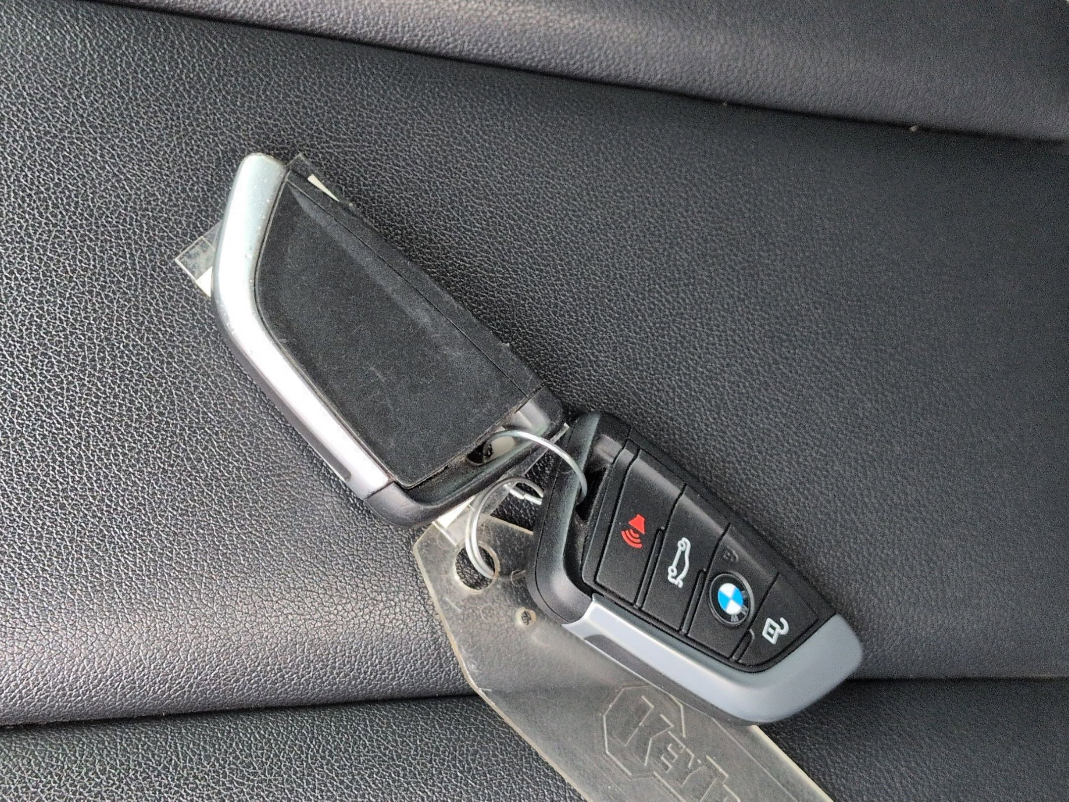 Used 2020 BMW X4 xDrive30i w/ Convenience Package image 33