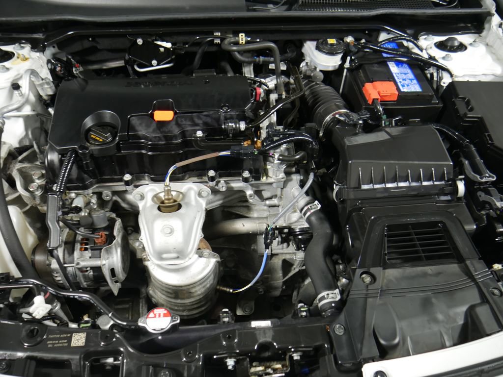 Used 2023 Honda Civic Sport image 3